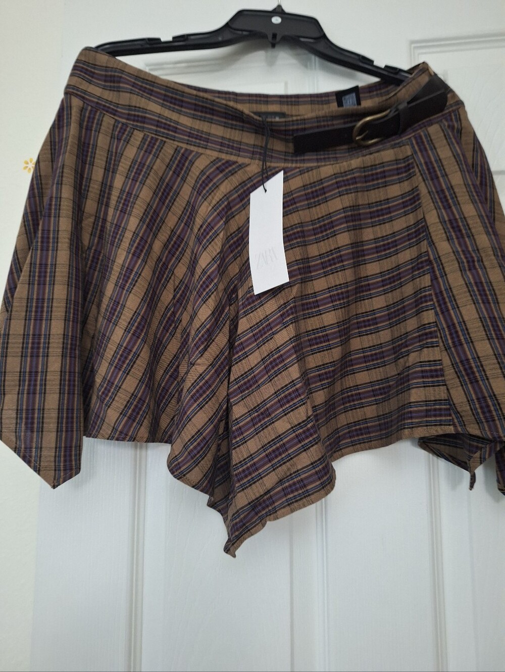 Women’s Pleated Plaid Flared Skirt in Brown Size L
